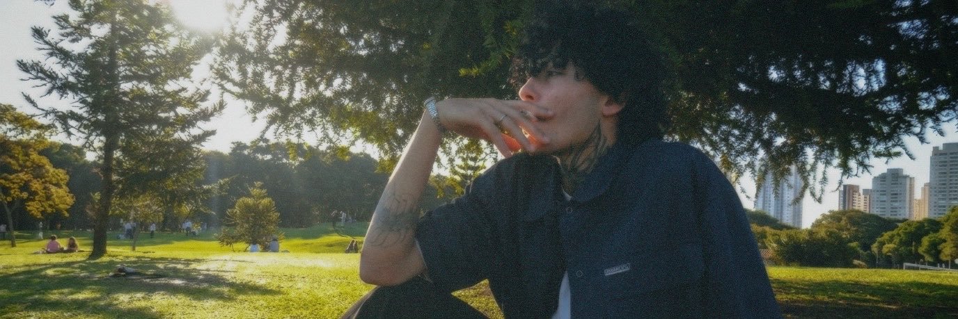 njolvr's profile banner image