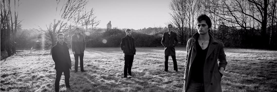 lonepoets's profile banner image