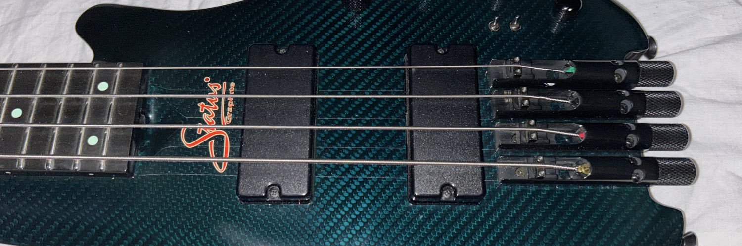 Multistrings banner