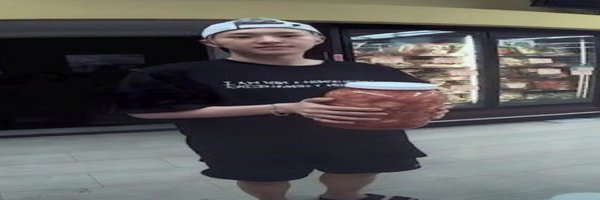 ch3rryboos Profile Banner