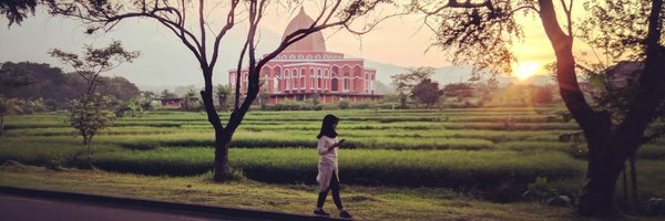 w_indi Profile Banner