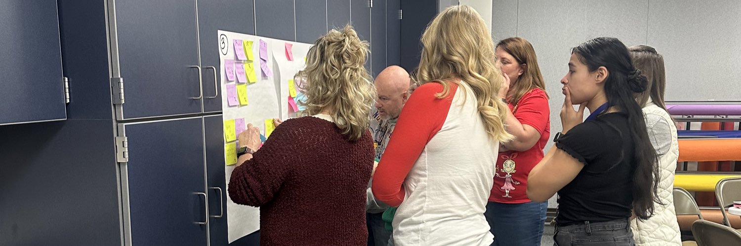 Lindsey Risner banner