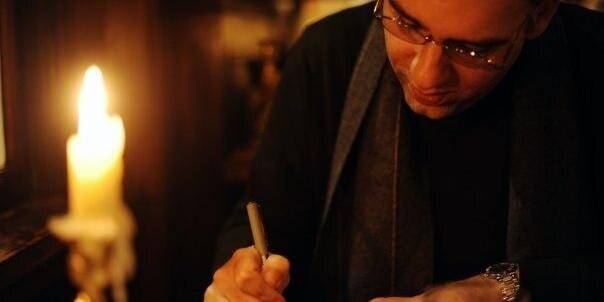 Anthony Faiola banner