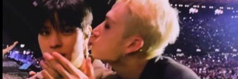 versemins's profile banner image