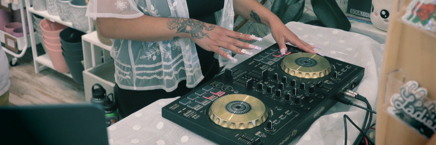 abe alvarez fan acct banner