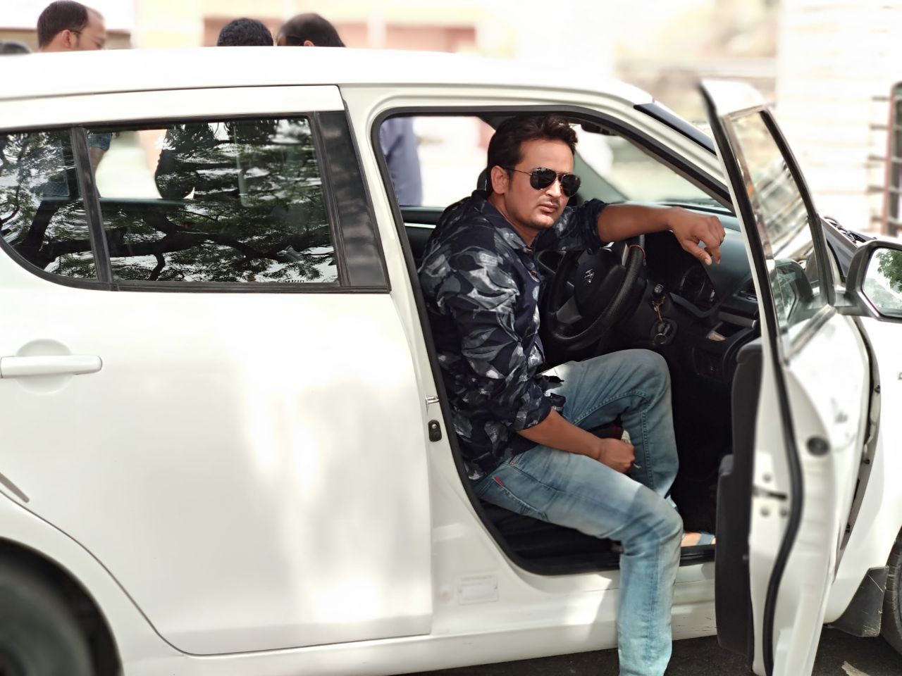 monu746's profile banner image