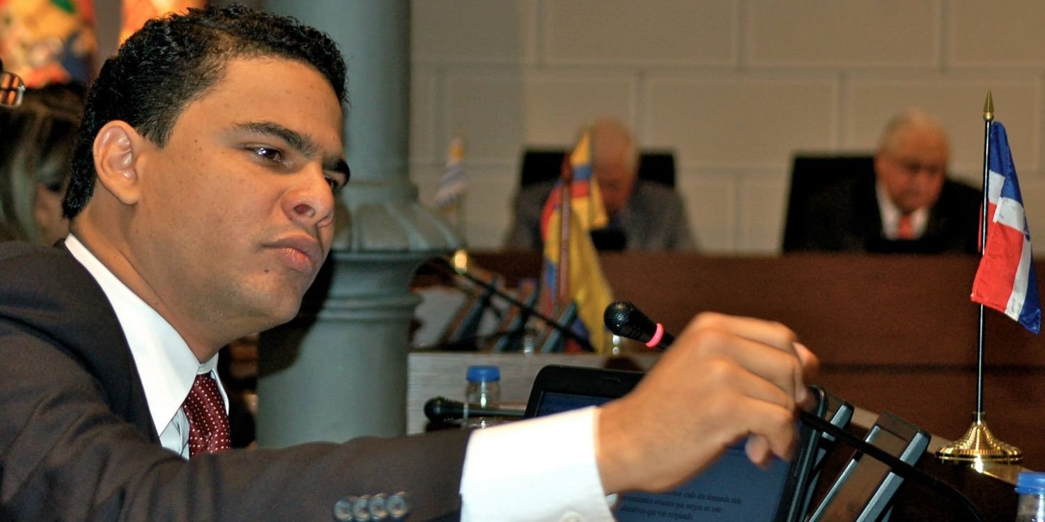 cesareguez's profile banner image