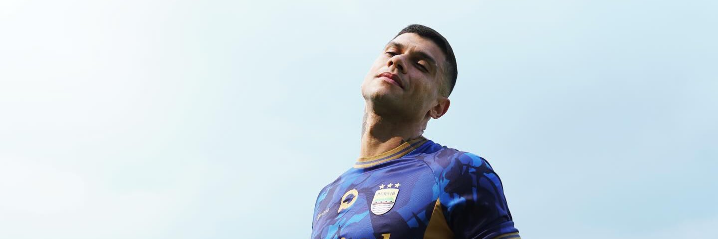 isabehlly's profile banner image