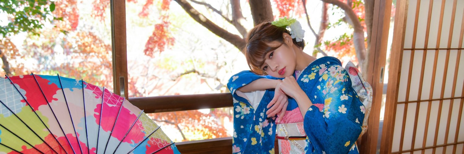 Ichaaako's profile banner image