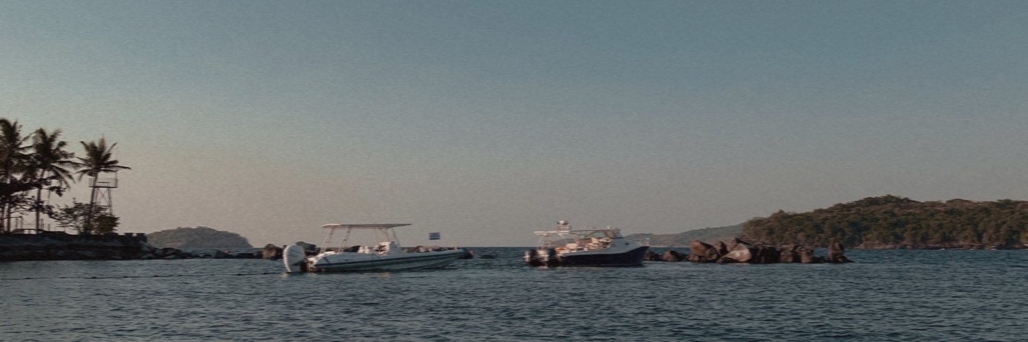 kxhwi's profile banner image
