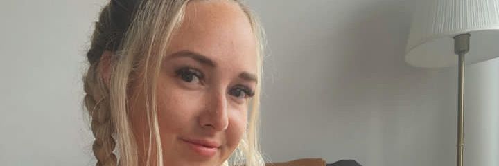 Ava🐰🐰🐰's banner
