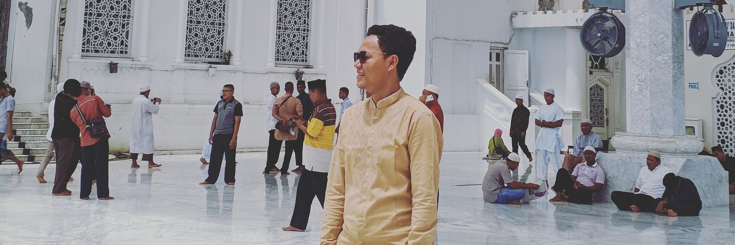 irfani's profile banner image