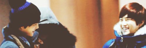 Iris •_ㅁ's banner