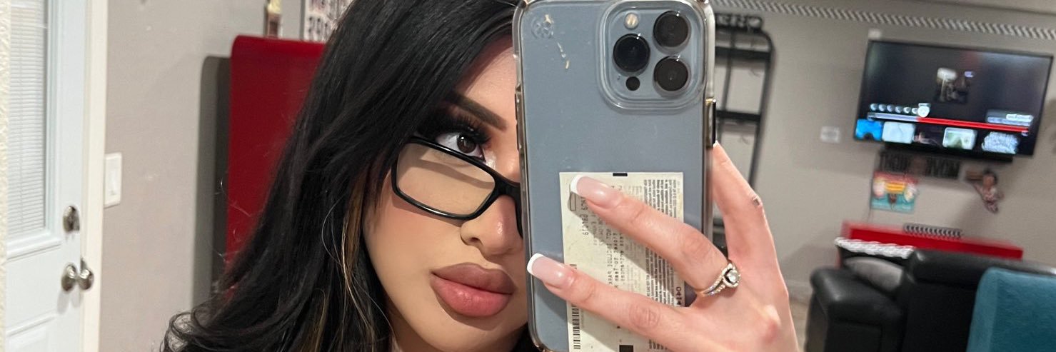 LillianHeartss's profile banner image