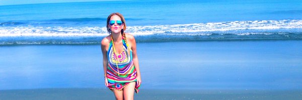 RaquelRodelo Profile Banner