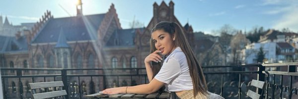 ChloeLapiedra_ Profile Banner