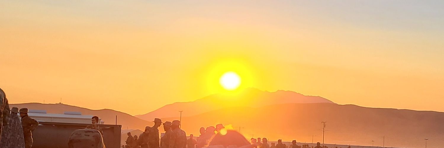 topper_topper's profile banner image