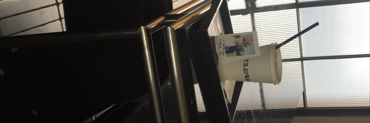 xxxuoz's profile banner image