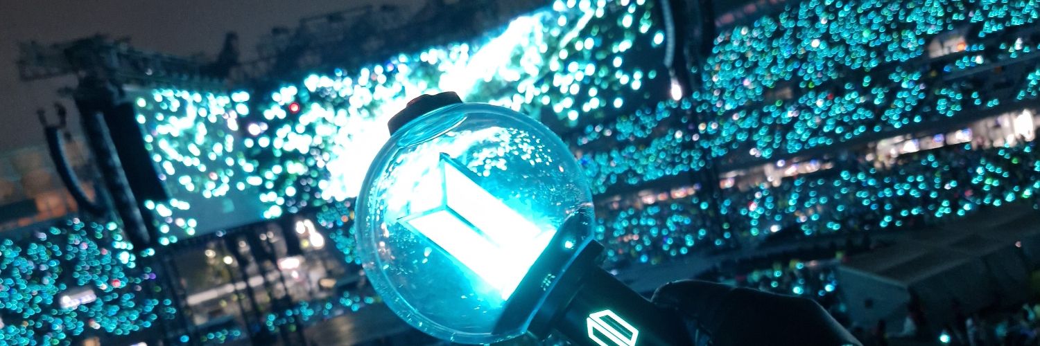 AzureM08's profile banner image