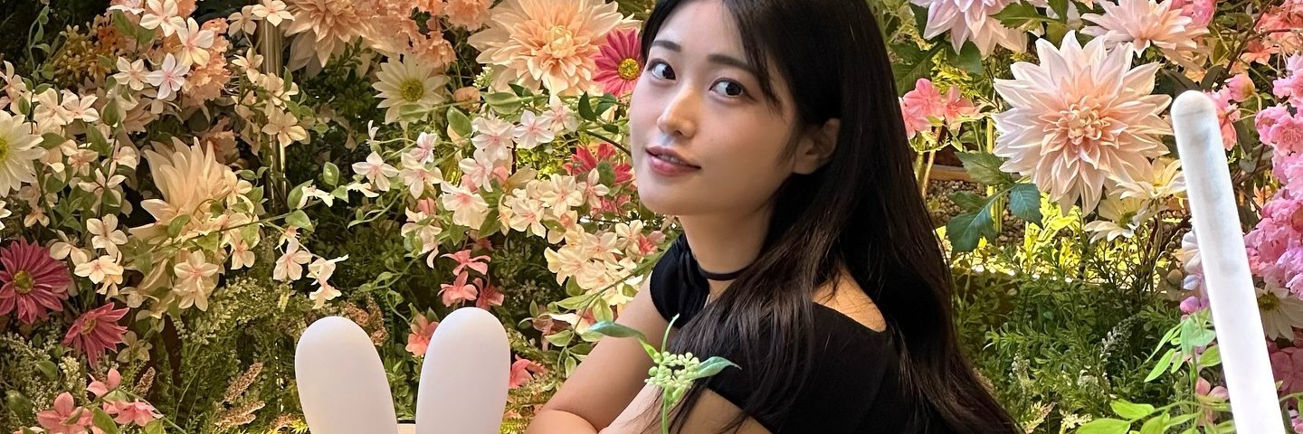 YeRinasd's profile banner image