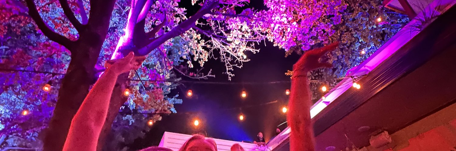 DanielleDublin's profile banner image