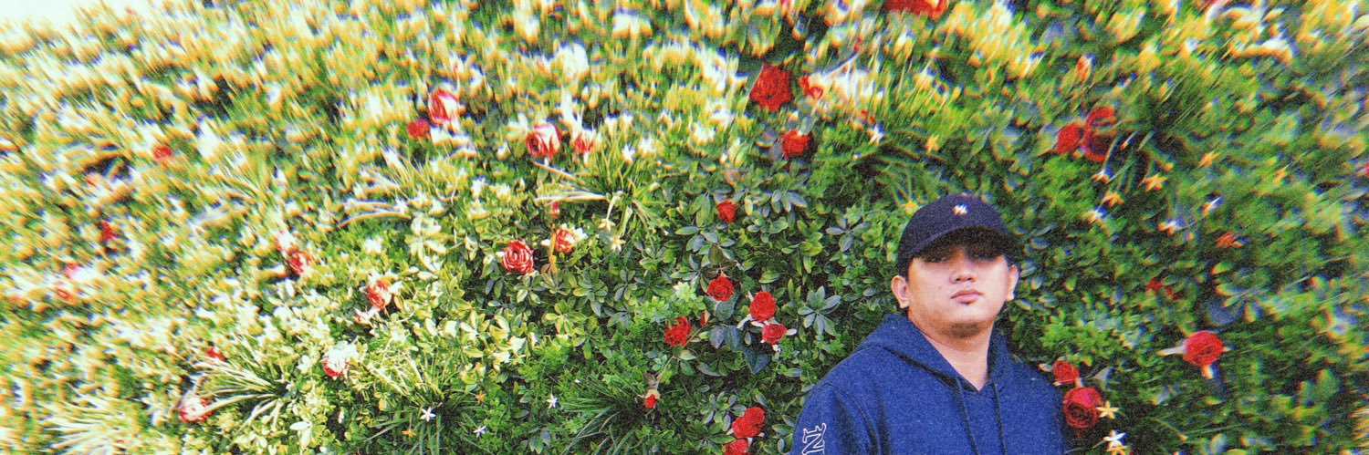 Iamhumblebee's profile banner image