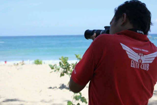 intipz's profile banner image
