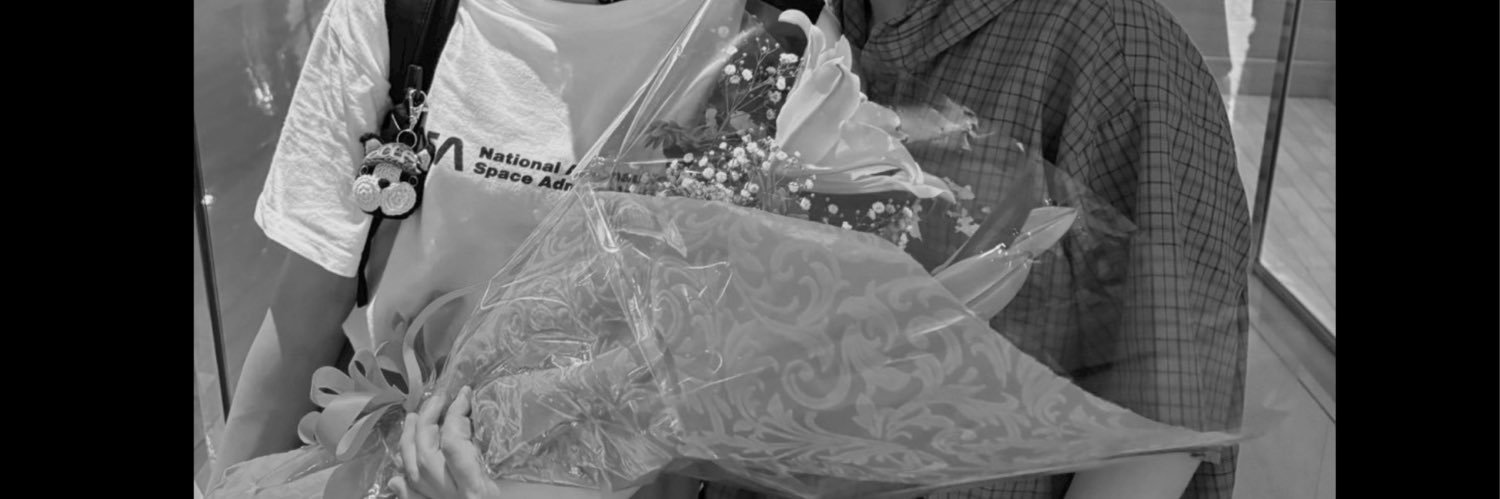 bu__u2's profile banner image
