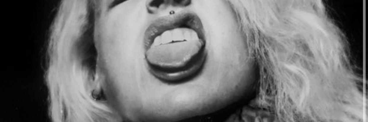 Lajze's profile banner image