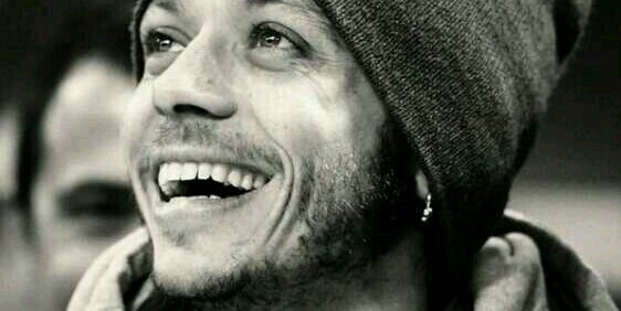 donaseveri's profile banner image