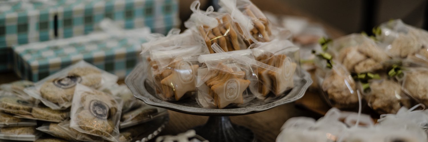 アマムプリュ菓子店 banner