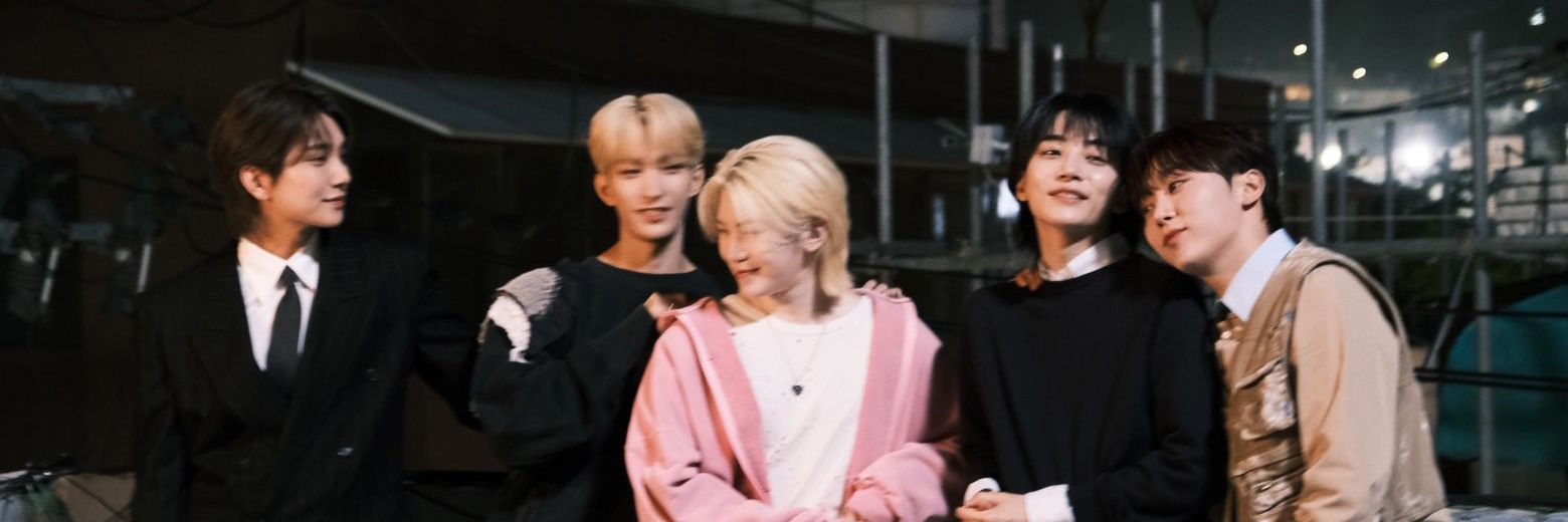 HHNIS_'s profile banner image