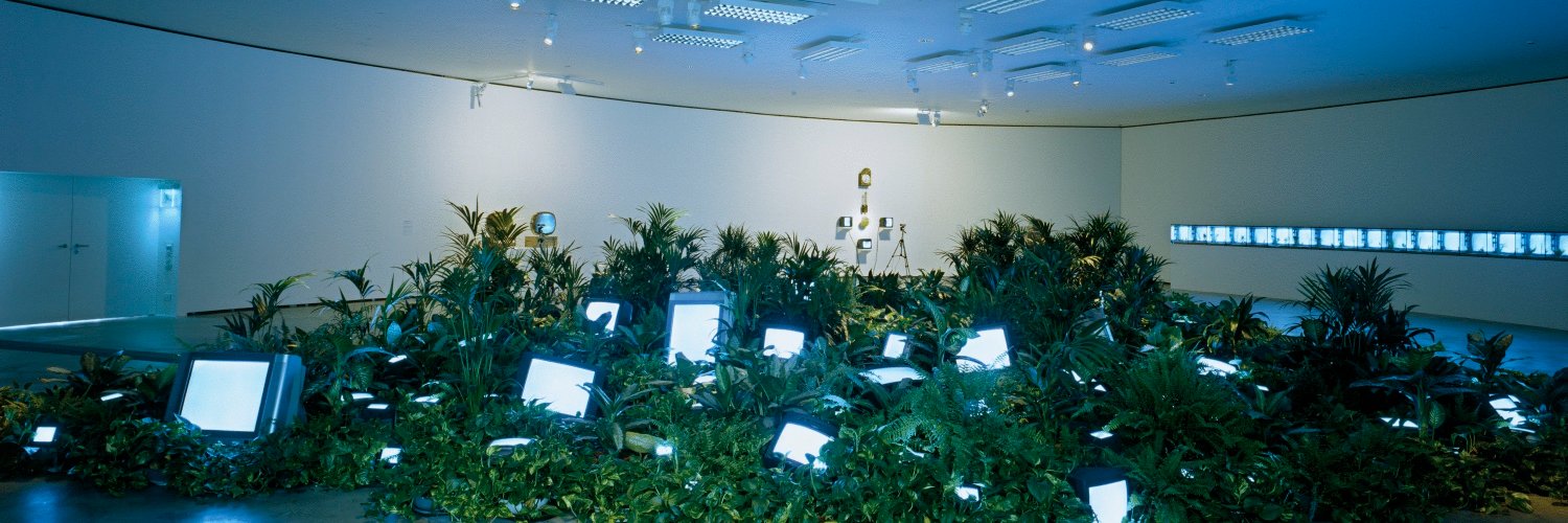 Megan May 🌙 banner