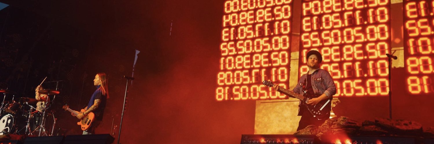 altshutter's profile banner image