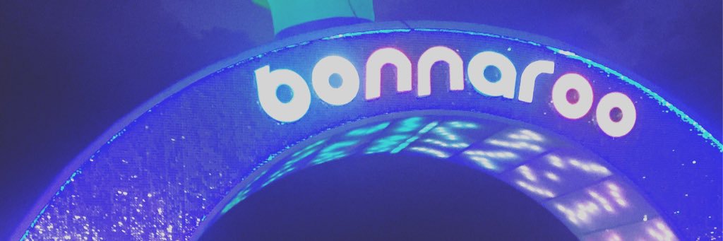 snoop logg banner
