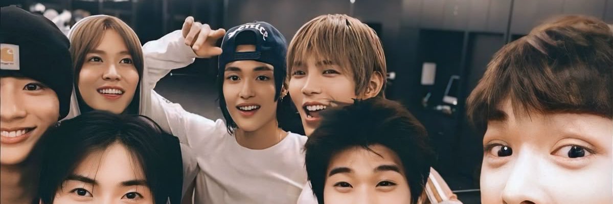 หารแอพพรีเมี่ยม | ꒰ ทักไลน์เท่านั้น ꒱ banner
