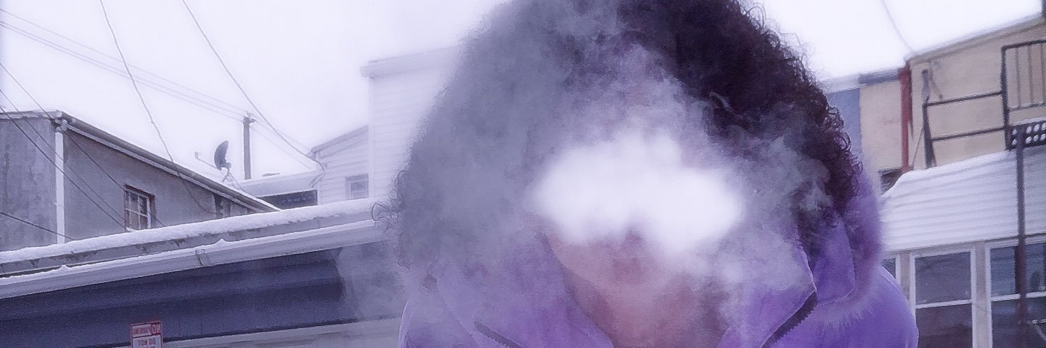 valiahavained's profile banner image