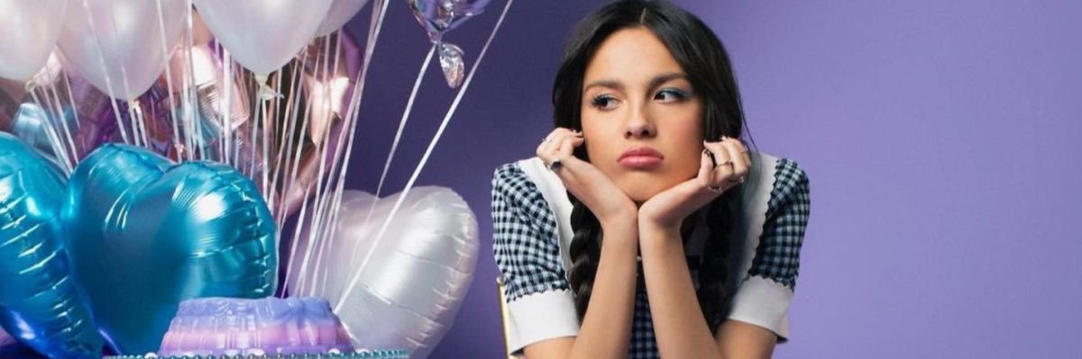 gabiss(spilled) banner