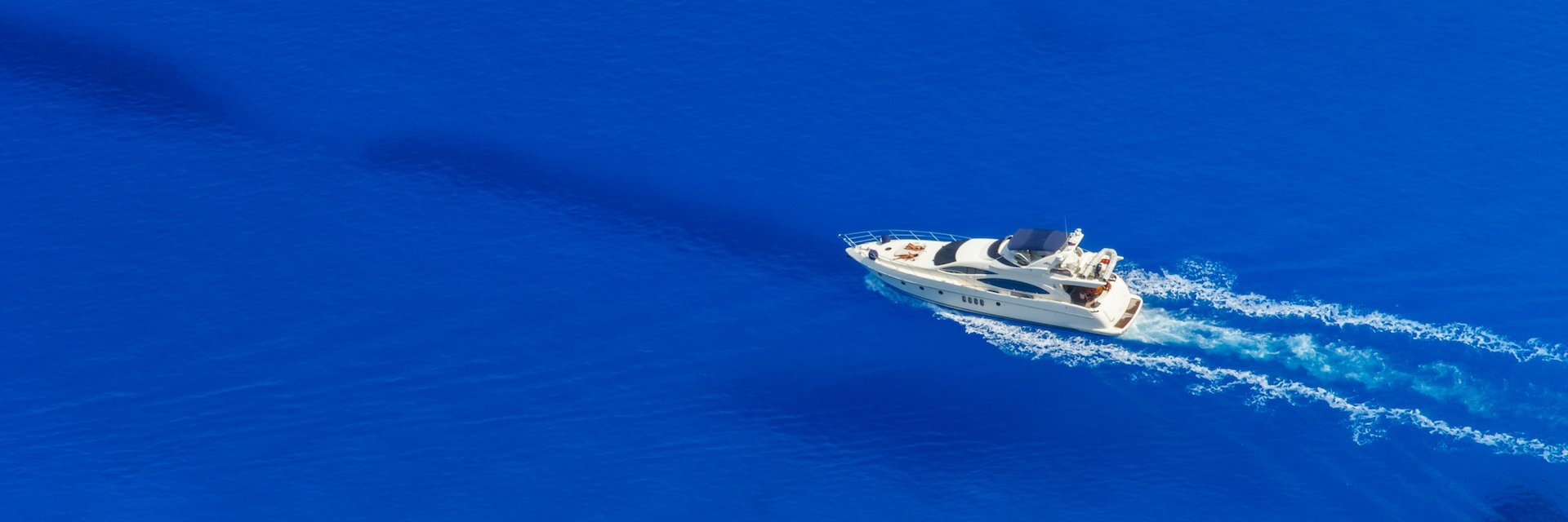 1yacht's profile banner image