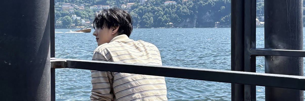 ✩ banner