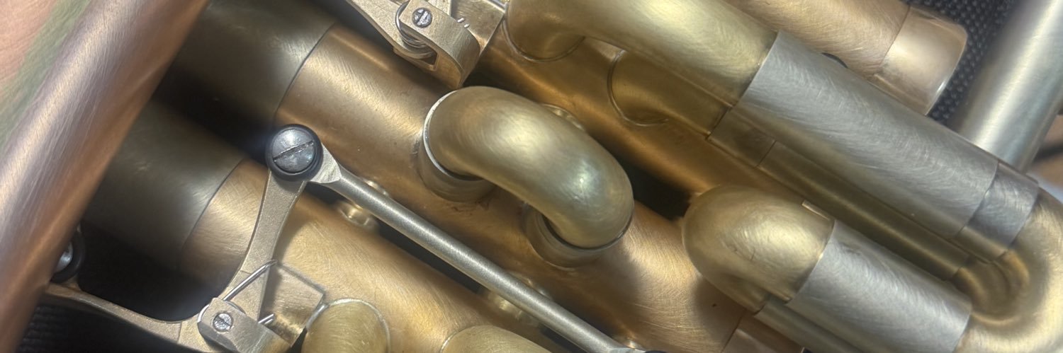 shiny1018's profile banner image