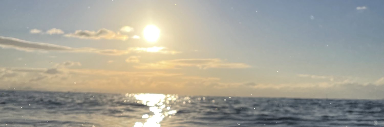 自己中🙂‍↕️ banner
