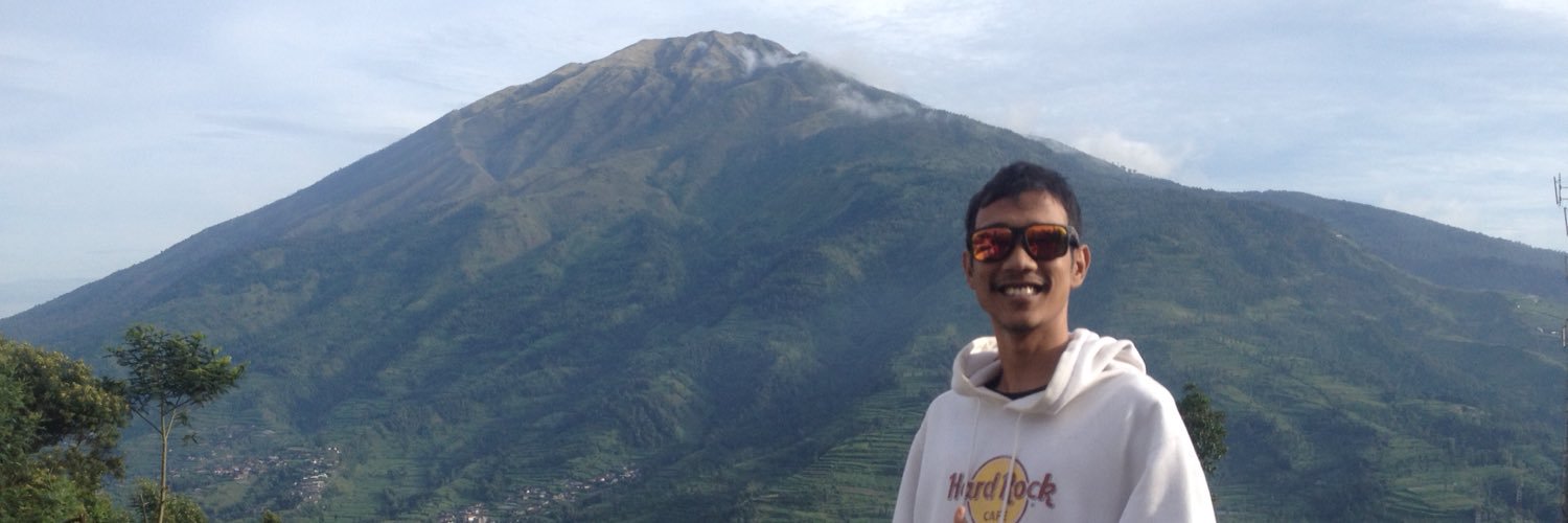 Ronald Kristian banner