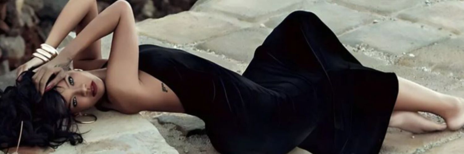 Queen of music 🎶💕 banner