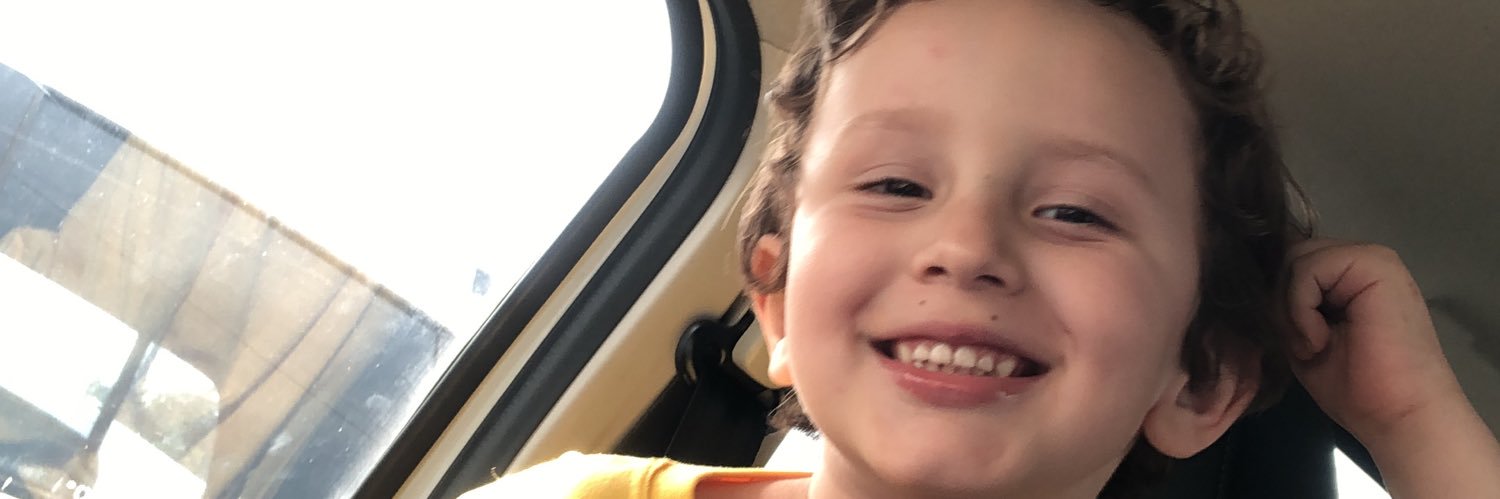 carolveigaa_'s profile banner image