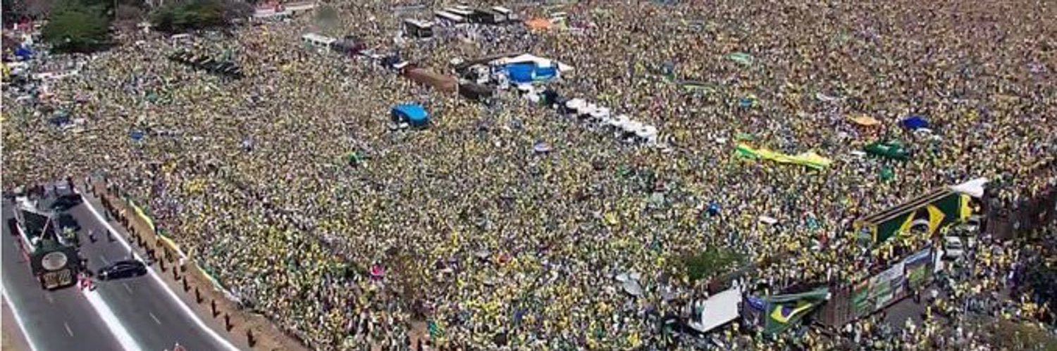 andrea matteazzo sou de direita sim , banner