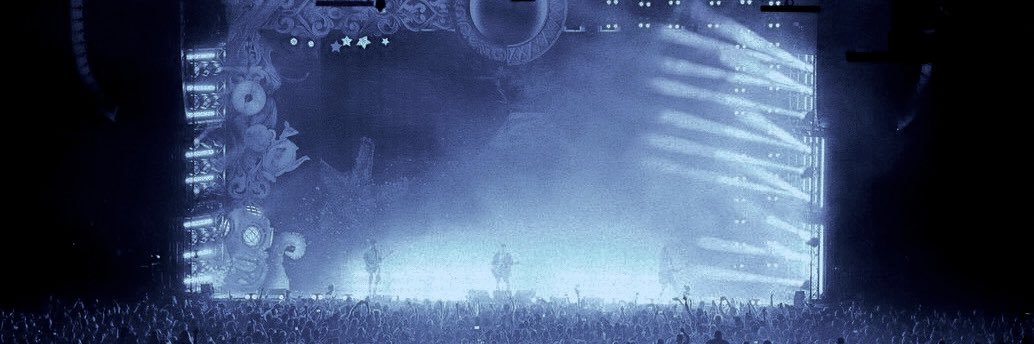 from under the courtney ✩ banner