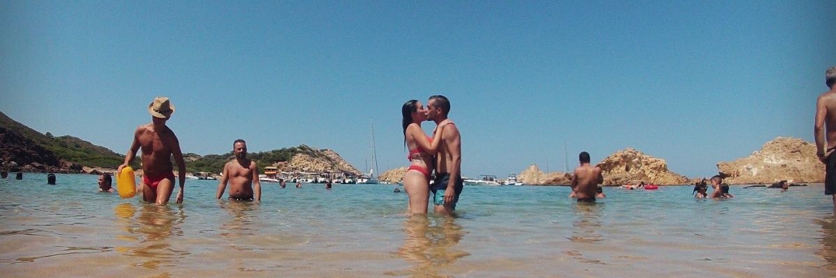 Nuria_17's profile banner image