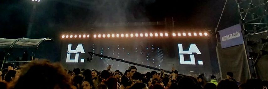 laraccarba's profile banner image