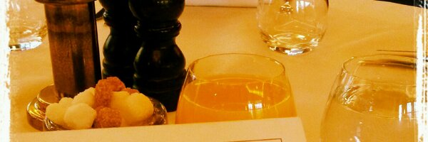 Claire001 Profile Banner